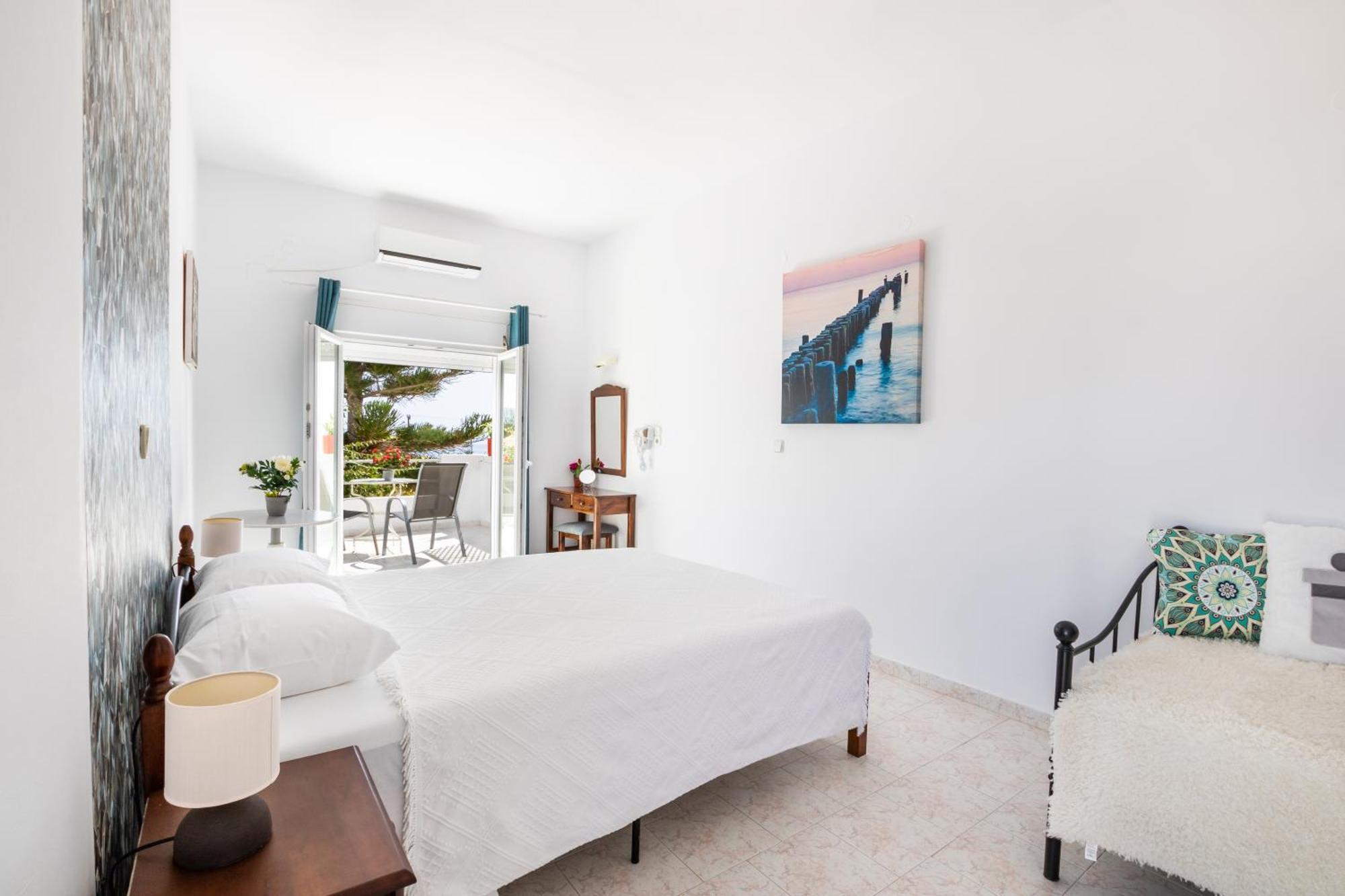 Perama Hotel, Karpathos Амоопи Екстериор снимка
